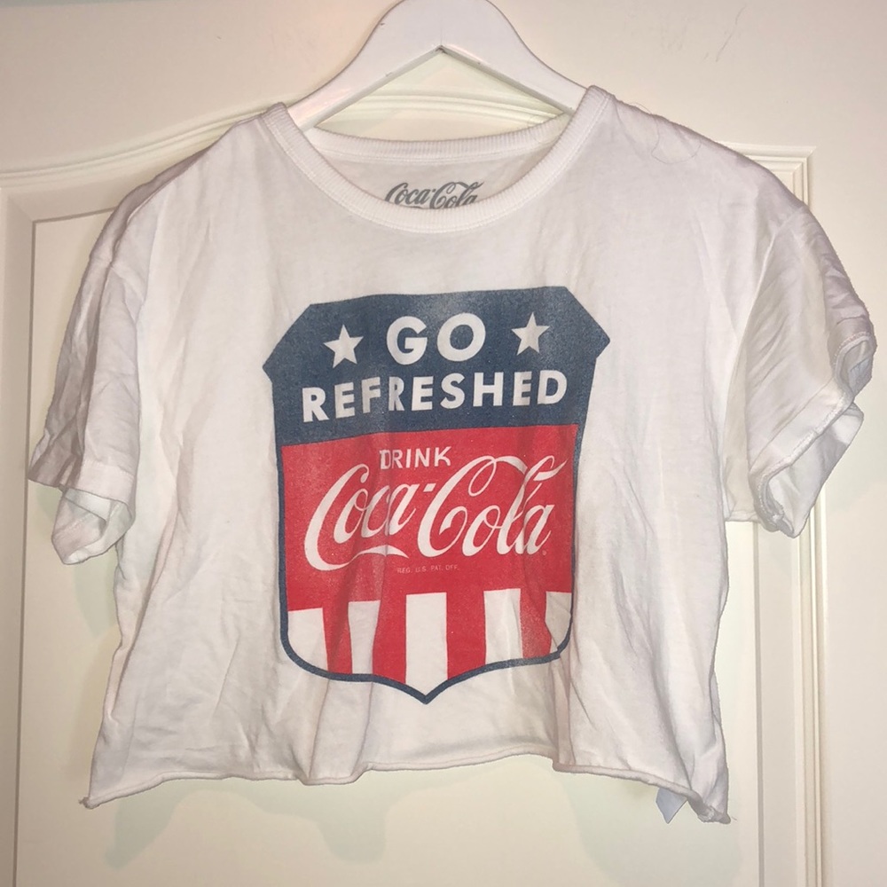 American Eagle Cropped Coca-Cola Tshirt